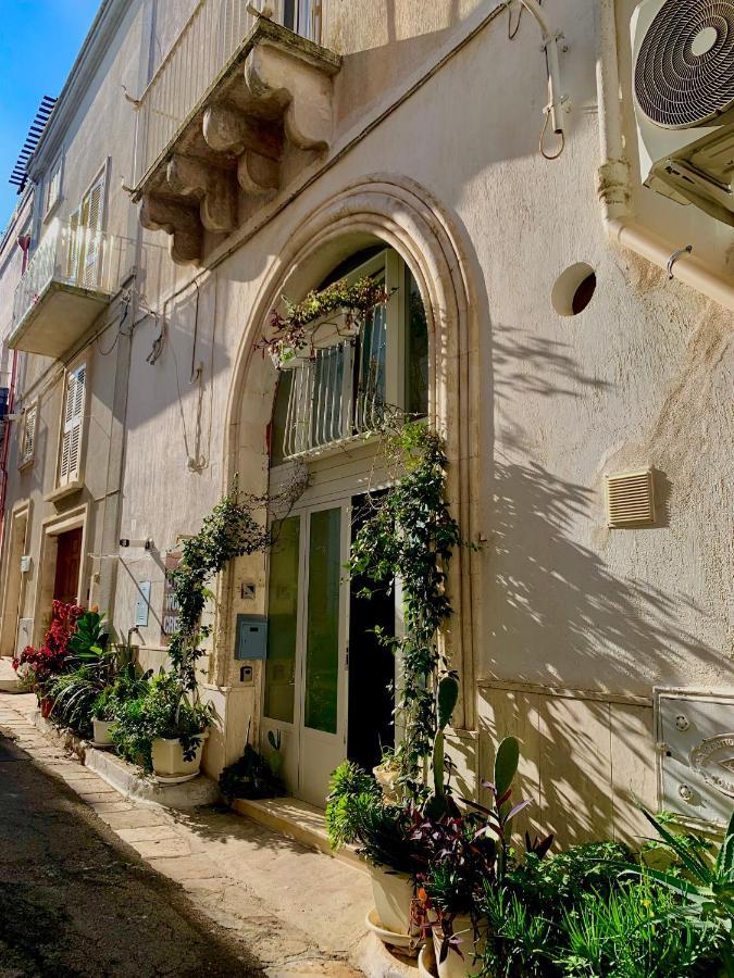 Appartamento The Art House By Rentbeat Ostuni Esterno foto
